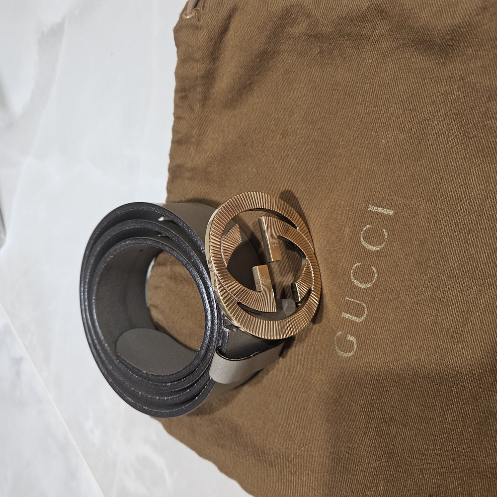 Gucci Black Leather Belt with Gold Buckle Limited Edition